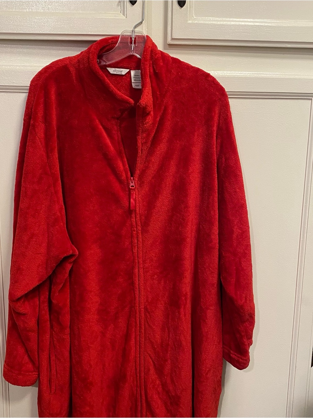 Adonna Plush Red Zip-Front Robe